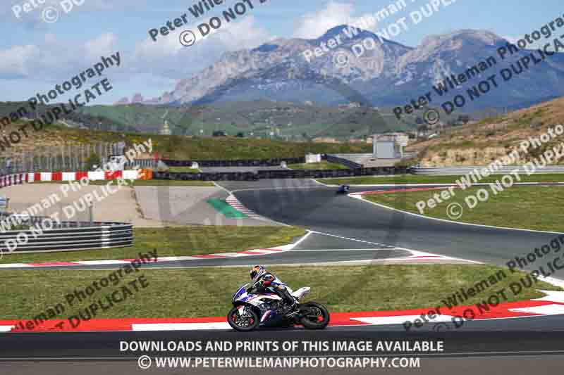 cadwell no limits trackday;cadwell park;cadwell park photographs;cadwell trackday photographs;enduro digital images;event digital images;eventdigitalimages;navarra;no limits trackdays;peter wileman photography;racing digital images;trackday digital images;trackday photos